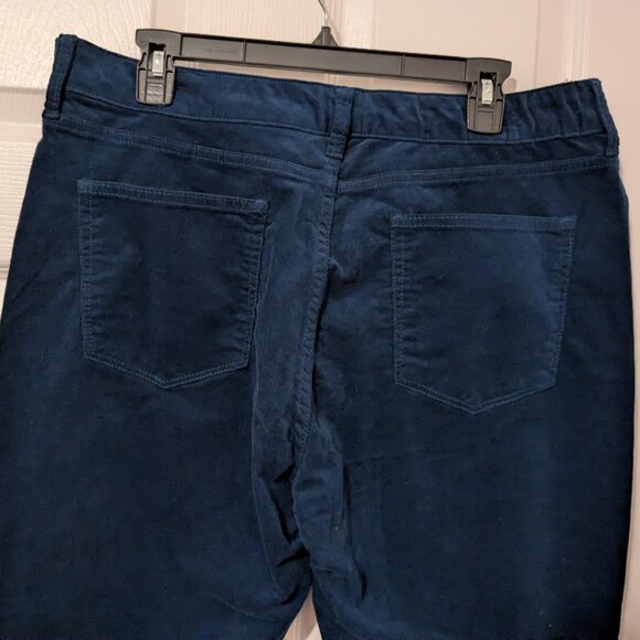 St. John's Bay straight leg corduroy pants size 16....NWT - Picture 6 of 9